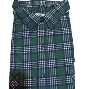Beautiful Basic Editions Fleece Casual plaided Green Buttons Up Shirt New